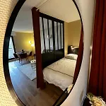 Le Monet Proche Bordeaux Avec Balcon Wifi & Place De Parking Prive Prox Tram Et Aeroport Apartman *