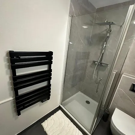 Le Monet Proche Bordeaux Avec Balcon Wifi & Place De Parking Prive Prox Tram Et Aeroport Διαμέρισμα Mérignac