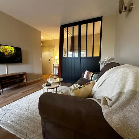 Apartmán Le Monet Proche Bordeaux Avec Balcon Wifi & Place De Parking Prive Prox Tram Et Aeroport Mérignac