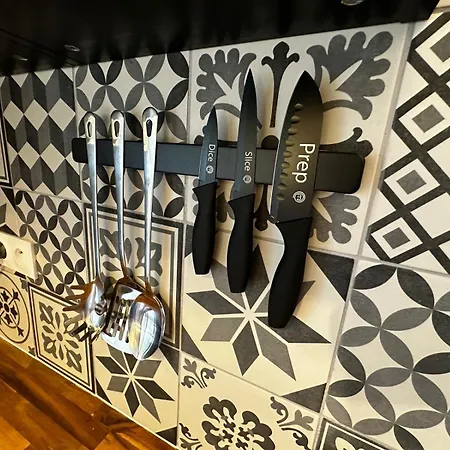 Le Monet Proche Bordeaux Avec Balcon Wifi & Place De Parking Prive Prox Tram Et Aeroport Мериньяк