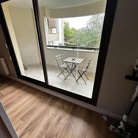 Le Monet Proche Bordeaux Avec Balcon Wifi & Place De Parking Prive Prox Tram Et Aeroport דירה *