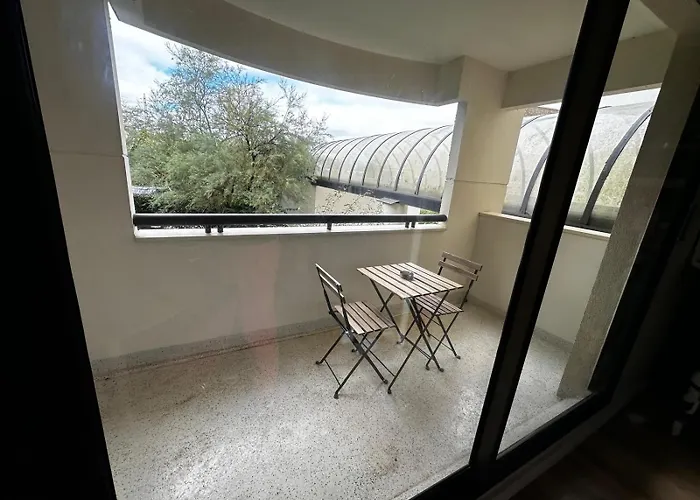 Le Monet Proche Bordeaux Avec Balcon Wifi & Place De Parking Prive Prox Tram Et Aeroport Апартаменти